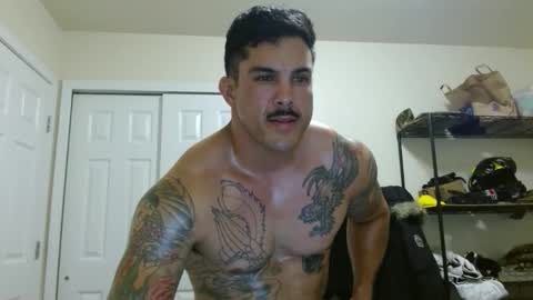 Snapshot of tommybeebaby692450 chatting on 10-29-25, 12:24 tommybeebaby692450 online show from 10-29-25, 12:24