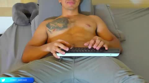 Snapshot of tommygarcia_ chatting on 11-05-25, 06:30 Instagram t garcia69 online show from 11-05-25, 06:30