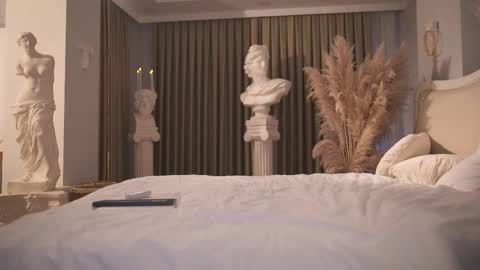 Tommy Joyer online show from 11-17-25, 06:52