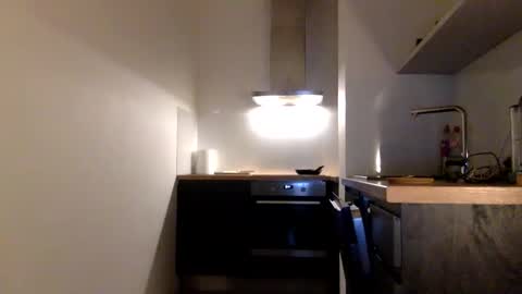 Thomas Fit online show from 03-04-25, 09:54