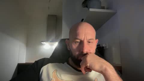 Thomas Fit online show from 10-08-25, 04:48