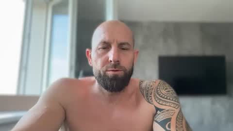 Snapshot of tommyx01 chatting on 06-30-26, 05:08 Thomas Fit online show from 06-30-26, 05:08