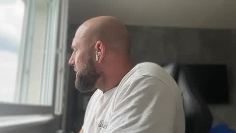 Snapshot of tommyx01 chatting on 07-14-26, 10:21 Thomas Fit online show from 07-14-26, 10:21