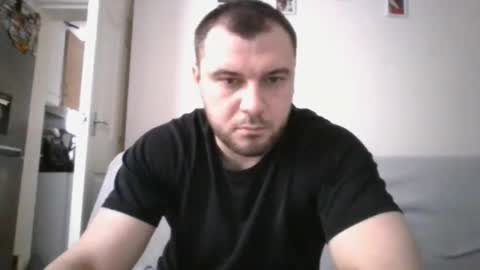 Snapshot of tommyy19901 chatting on 03-01-25, 04:33 tommyy19901 online show from 03-01-25, 04:33