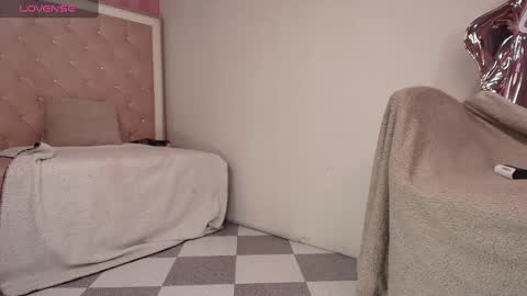 leyla  online show from 02-08-25, 08:53