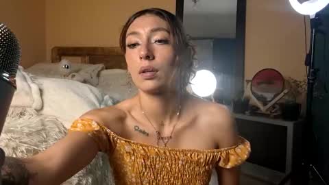 leyla  online show from 03-12-25, 12:20