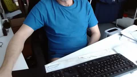 Tom online show from 02-24-26, 12:36