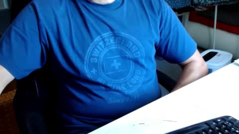 Tom online show from 06-18-26, 07:30