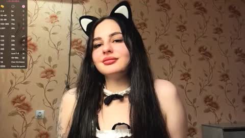 Snapshot of tondamikhail chatting on 02-20-26, 04:18 Bella online show from 02-20-26, 04:18