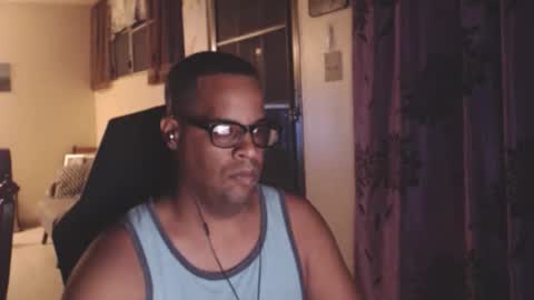 Antonio online show from 11-05-25, 02:44