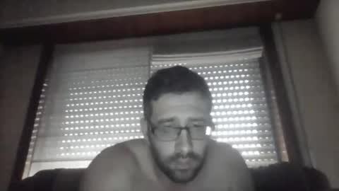 Snapshot of toni640128 chatting on 09-27-25, 05:18 toni640128 online show from 09-27-25, 05:18