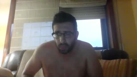 Snapshot of toni640128 chatting on 09-28-25, 06:19 toni640128 online show from 09-28-25, 06:19