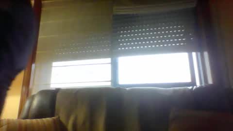 Snapshot of toni640128 chatting on 10-19-25, 04:07 toni640128 online show from 10-19-25, 04:07