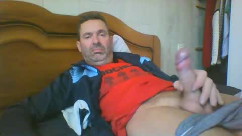 Snapshot of tonio358965 chatting on 10-17-25, 04:42 tonio358965 online show from 10-17-25, 04:42