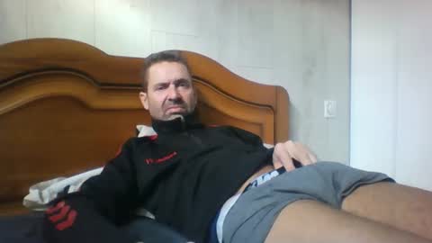 Snapshot of tonio358965 chatting on 10-27-25, 10:30 tonio358965 online show from 10-27-25, 10:30