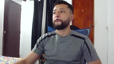 Snapshot of tony__ribas chatting on 04-26-26, 01:58 Tony Ribas. online show from 04-26-26, 01:58