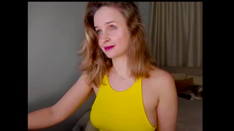 Snapshot of tony_and_alice chatting on 01-22-25, 09:10 Tony and Alice online show from 01-22-25, 09:10