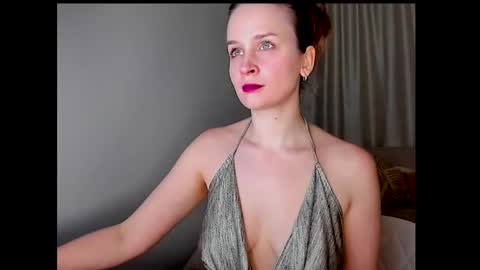 Snapshot of tony_and_alice chatting on 02-15-25, 10:42 Tony and Alice online show from 02-15-25, 10:42