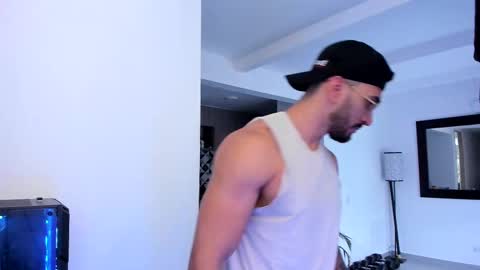 tony muscle1 online show from 02-27-25, 10:20