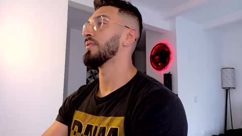 tony muscle1 online show from 01-09-26, 09:38