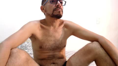 Snapshot of tony_stark79 chatting on 01-12-26, 12:32 tony stark online show from 01-12-26, 12:32