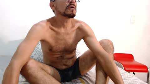 Snapshot of tony_stark79 chatting on 01-14-26, 12:11 tony stark online show from 01-14-26, 12:11