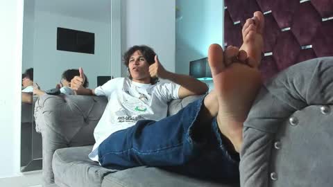 Snapshot of tonybenedetti chatting on 02-23-26, 09:01 Tony Benedetti online show from 02-23-26, 09:01