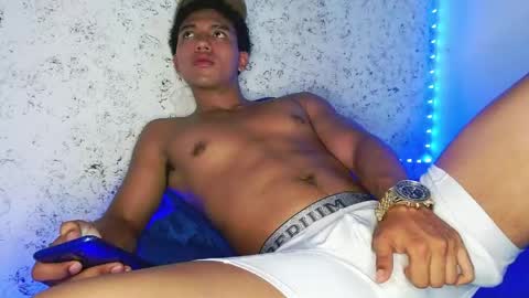 tonydesire_ online show from 05-20-26, 07:53