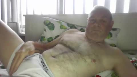 tonygibbson62 online show from 12-17-25, 09:04