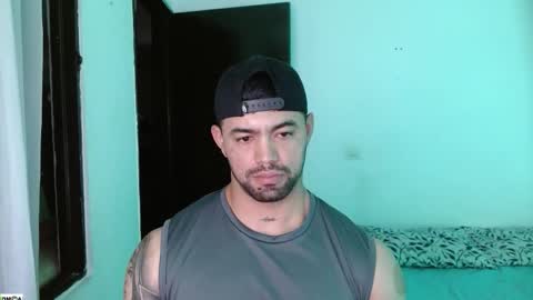 Snapshot of tonyking21 chatting on 10-22-25, 09:58 ANTONY online show from 10-22-25, 09:58