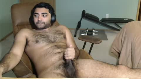 Snapshot of tonypandaking chatting on 12-30-24, 12:11 Tony online show from 12-30-24, 12:11