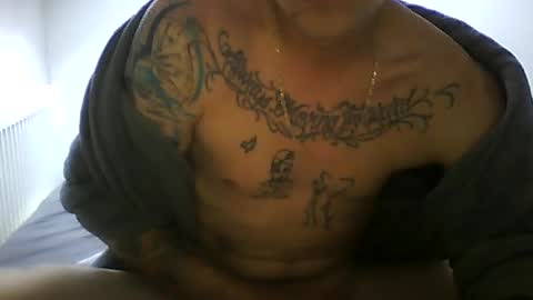 Snapshot of tonystrawberry chatting on 07-05-26, 07:48 tonystrawberry online show from 07-05-26, 07:48