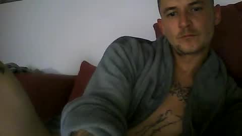 Snapshot of tonystrawberry chatting on 07-11-26, 12:02 tonystrawberry online show from 07-11-26, 12:02