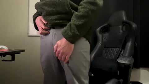 tonytonytony3001 online show from 12-10-24, 04:02