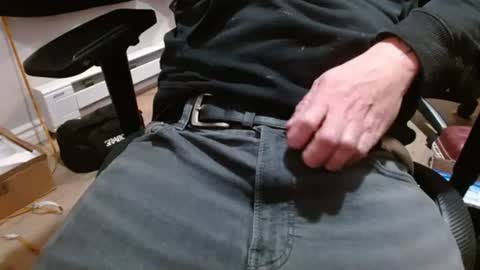 tonytonytony3001 online show from 01-21-25, 03:32