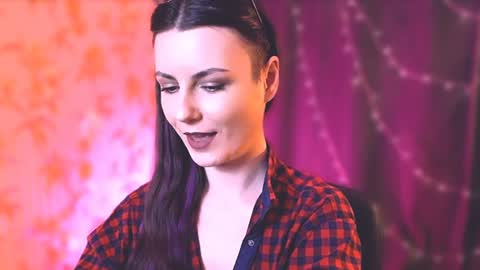 Elizabeth online show from 01-02-25, 07:07