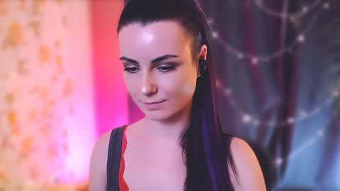 Elizabeth online show from 01-10-25, 07:32