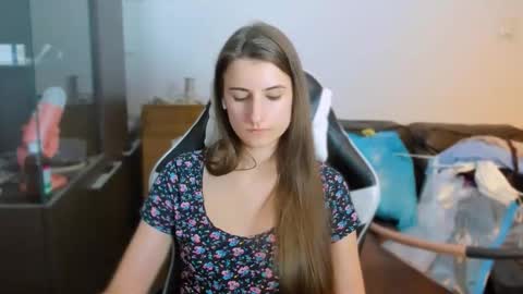 Alisson online show from 10-15-25, 05:02