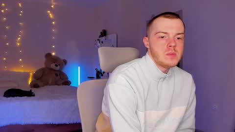 toohornyserj online show from 12-10-24, 08:05