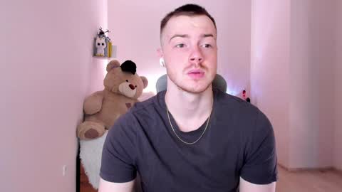 toohornyserj online show from 01-27-25, 08:39