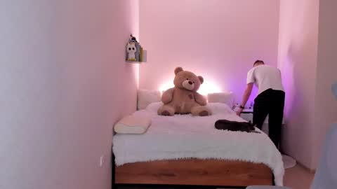 toohornyserj online show from 02-01-25, 08:47