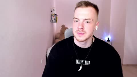 toohornyserj online show from 03-02-25, 01:26