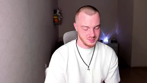 toohornyserj online show from 10-04-25, 08:51