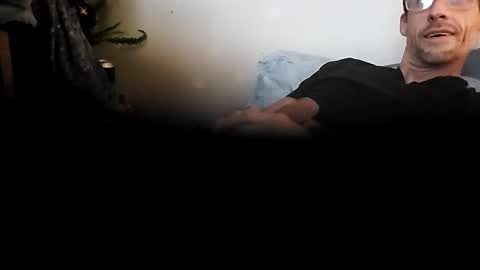 Snapshot of tooshort30w59675 chatting on 11-13-25, 10:58 tooshort30w59675 online show from 11-13-25, 10:58