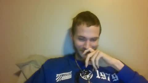 Snapshot of tootall803 chatting on 11-19-25, 03:39 TooTall803 online show from 11-19-25, 03:39