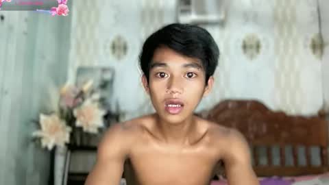 Snapshot of toothlessxx chatting on 05-31-26, 01:51 jhonrex online show from 05-31-26, 01:51