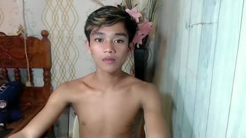 Snapshot of toothlessxx chatting on 06-30-26, 07:48 jhonrex online show from 06-30-26, 07:48