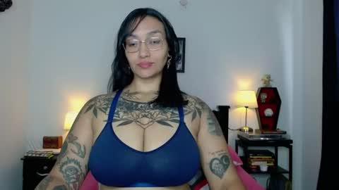 Snapshot of toothyy chatting on 07-09-26, 02:10 toothyy online show from 07-09-26, 02:10