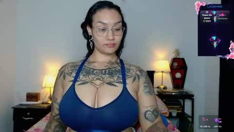 Snapshot of toothyy chatting on 07-18-26, 10:46 toothyy online show from 07-18-26, 10:46