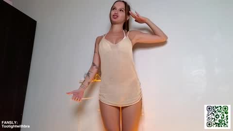 Snapshot of tootightwithbra chatting on 01-10-25, 08:29 Kira online show from 01-10-25, 08:29